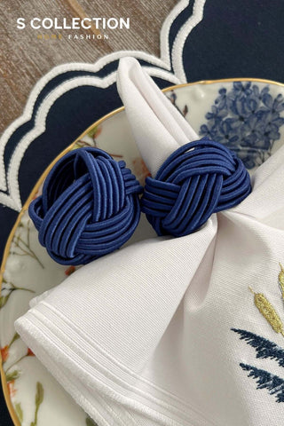 Cloudy Navy Blue Embroidered Placemat Set, 18 Pieces for 6