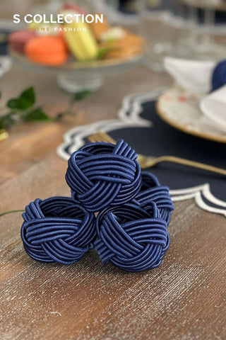 Cloudy Navy Blue Embroidered Placemat Set, 18 Pieces for 6