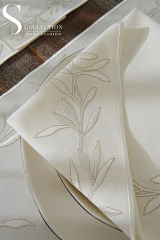 Flower Off White & Silver Embroidered Placemat Set, 24 Pieces for 6
