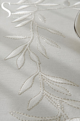 Flower Off White & Silver Embroidered Placemat Set, 24 Pieces for 6